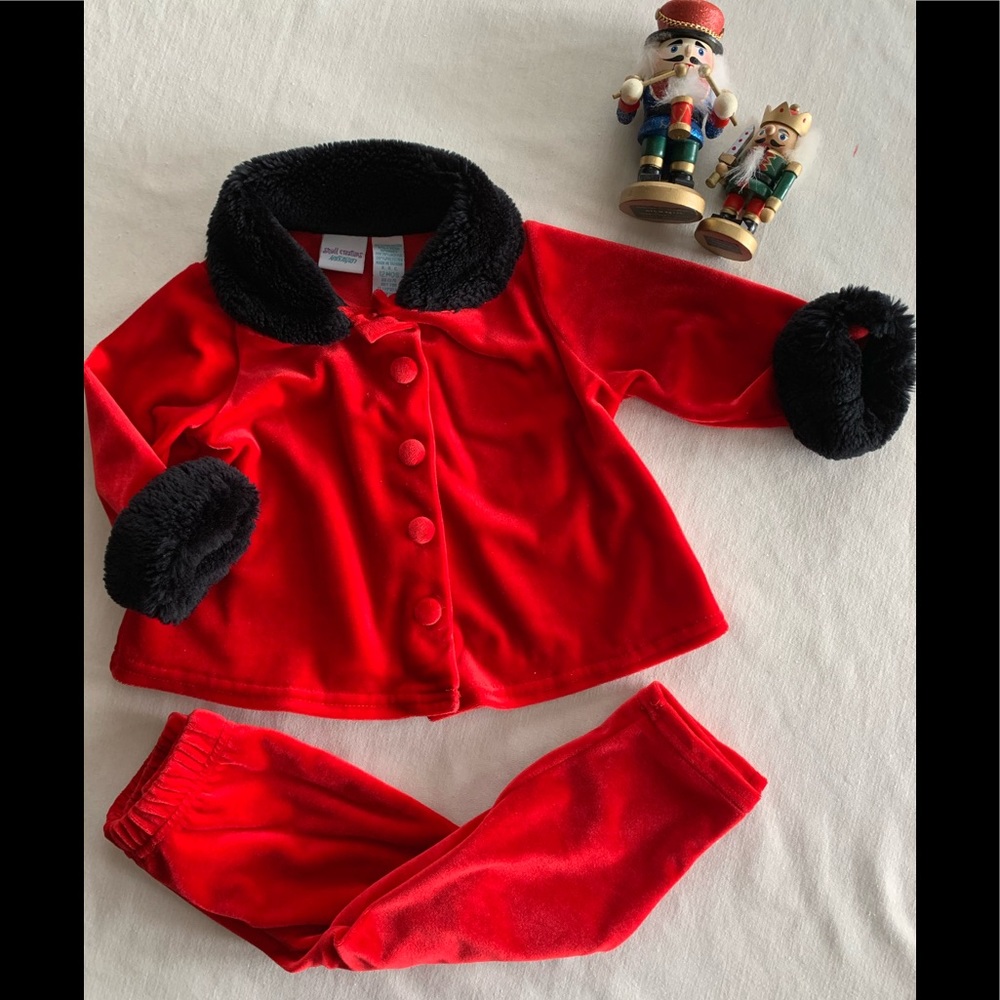 Small Creations Holiday 2-piece set Size 12 months